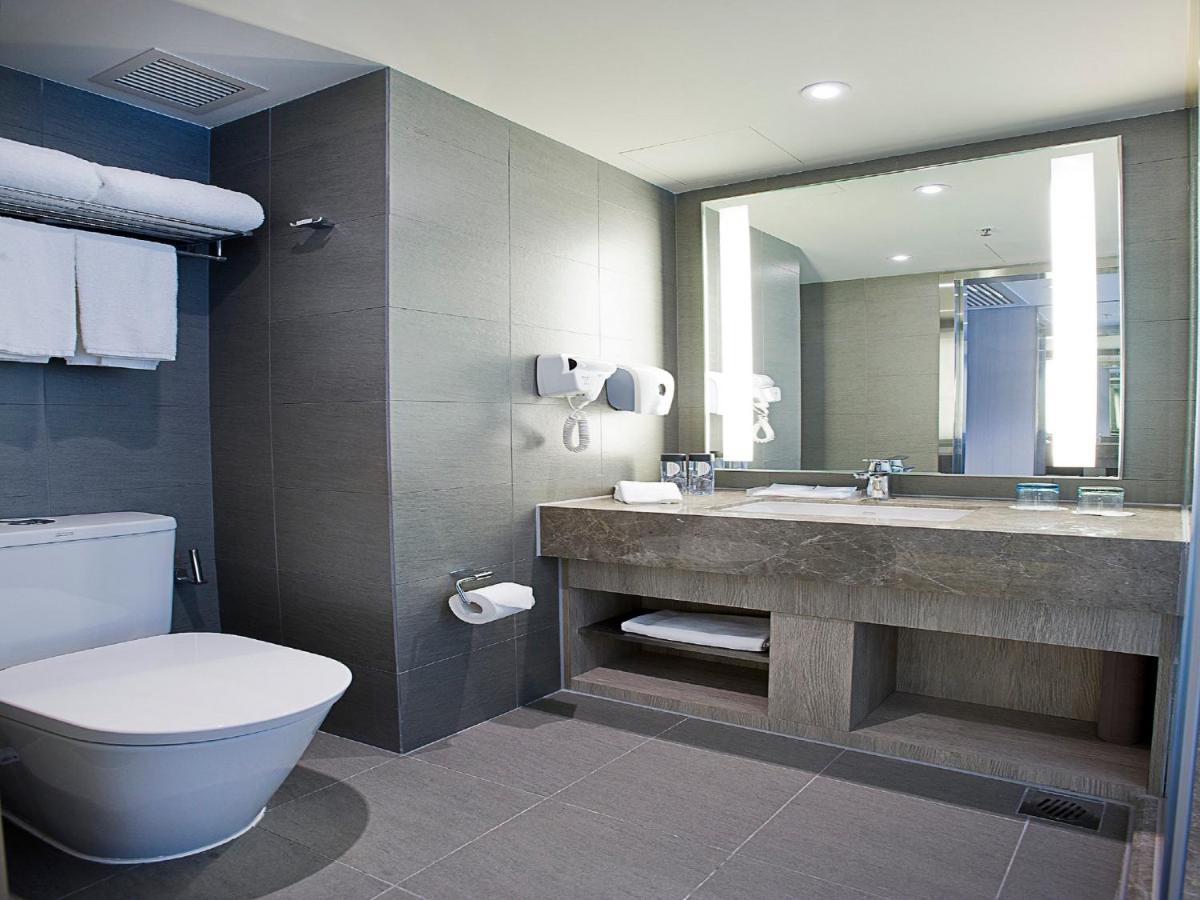 Holiday Inn Express Hong Kong Mongkok By Ihg Dış mekan fotoğraf